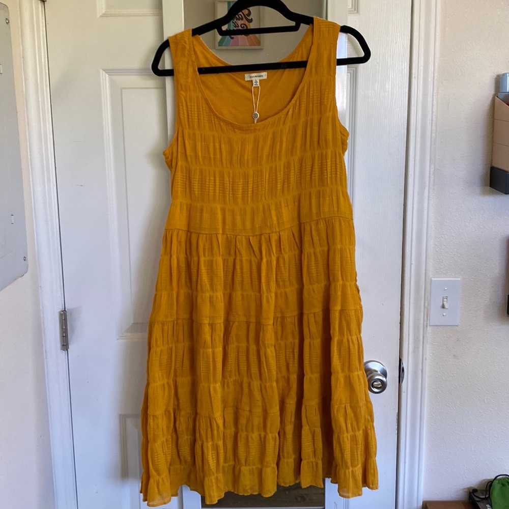 Max Studio Women’s Textured Sleeveless Dress in Yellow - L
